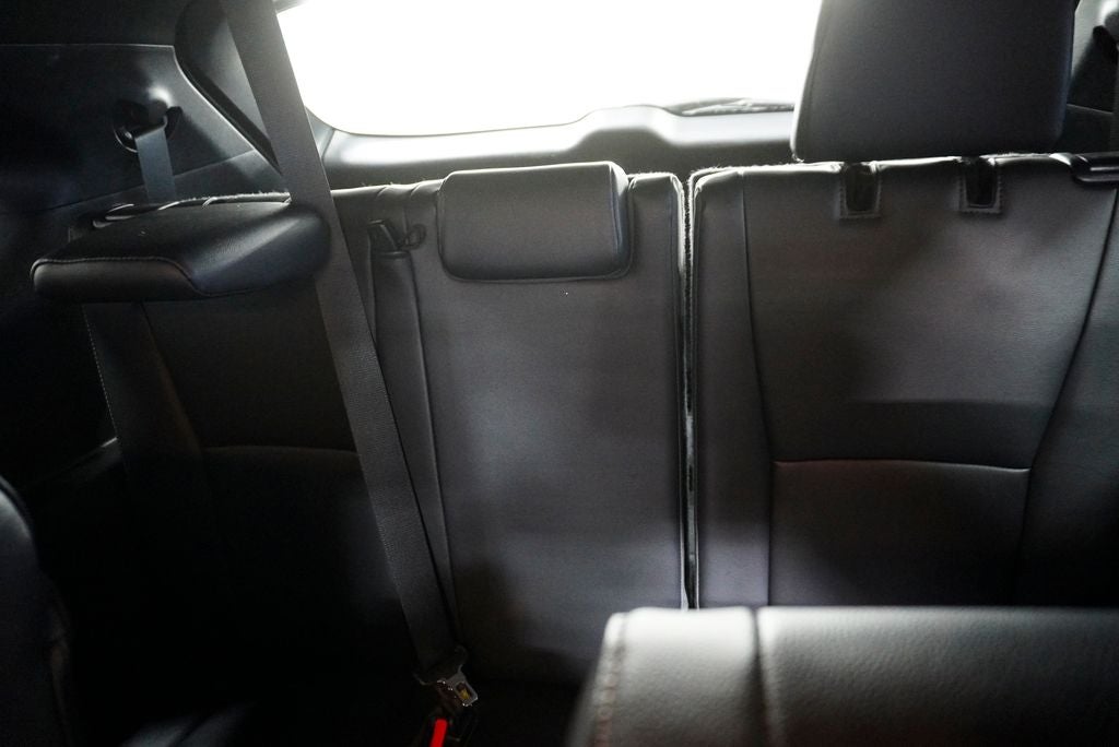 2023 Toyota Highlander XSE Power moonroof & Navigation