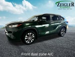 2024 Toyota Highlander XLE Power moonroof