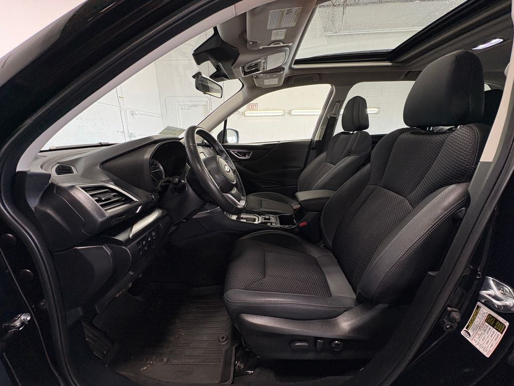 2024 Subaru Forester Premium Power moonroof: Panoramic