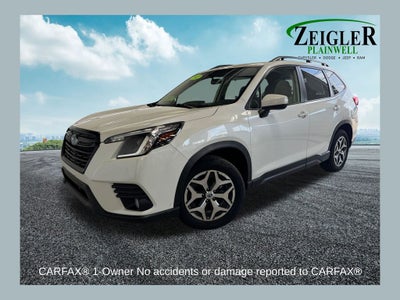 2022 Subaru Forester Premium Blind Spot Detection w/RCTA & Power Rear Gate