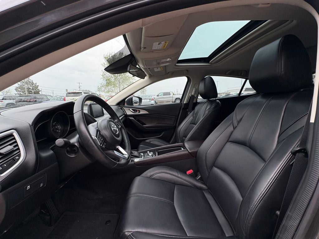 2017 Mazda Mazda3 Touring 2.5 Power moonroof