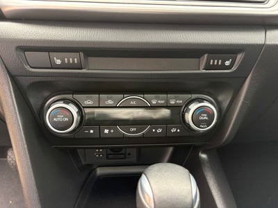 2017 Mazda Mazda3 Touring 2.5 Power moonroof
