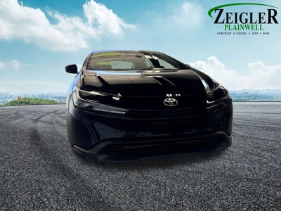 2026 Toyota Prius LE Apple CarPlay