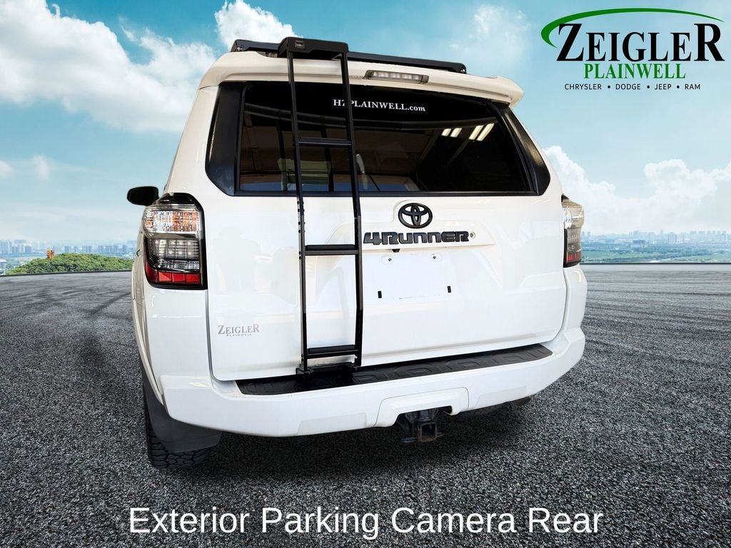 2017 Toyota 4Runner SR5 Exterior Parking Camera Rear