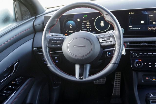 2025 Hyundai Tucson Hybrid N Line Navigation System & Power moonroof