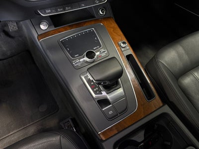 2018 Audi Q5 2.0T Premium Plus Panoramic Sunroof