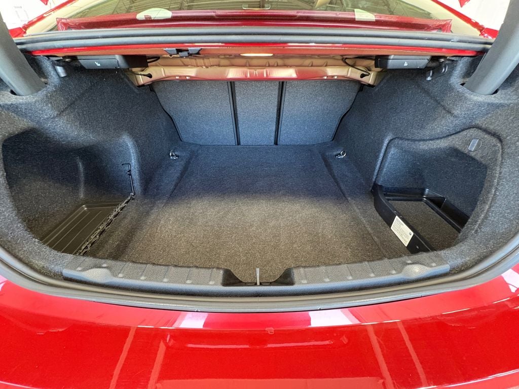 2018 BMW 3 Series 320i xDrive Convenience Package