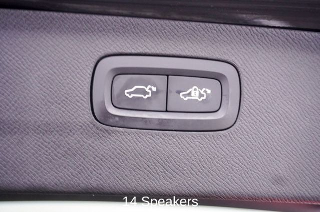 2022 Volvo XC90 T6 Inscription Navigation System & Power Moonroof