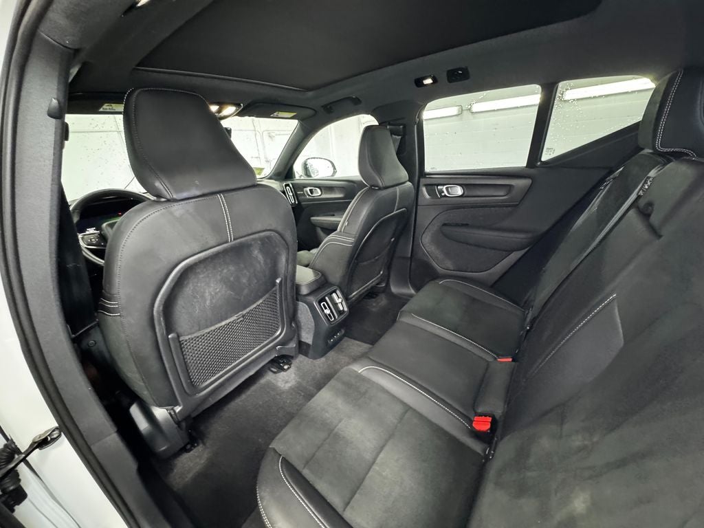 2023 Volvo XC40 Recharge Pure Electric Ultimate