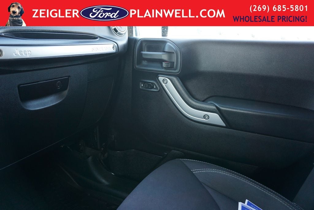 2014 Jeep Wrangler Unlimited Sahara SAHARA HARD TOP 3.6L V6