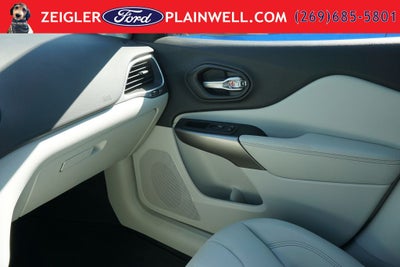 2021 Jeep Cherokee Latitude Plus AWD Leather Power Seat Rear Camera