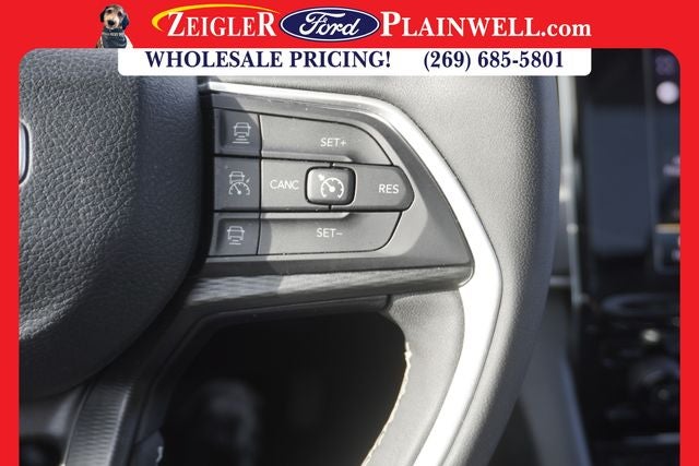 2023 Jeep Grand Cherokee Laredo V6 4x4 Rear Camera Power Seat