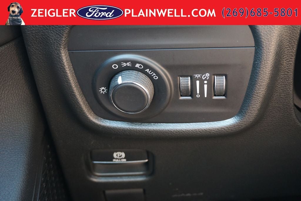2023 Jeep Grand Cherokee Laredo 4x4 Rear Camera Power Seat