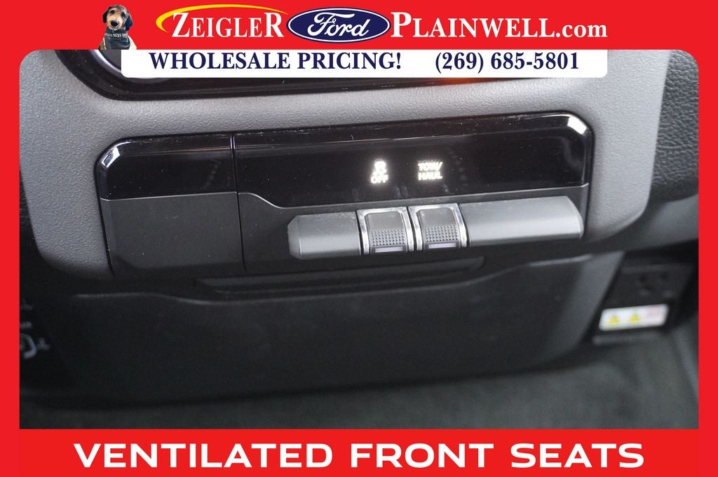 2023 RAM 1500 Laramie CREW CAB 4x4 Navigation Heated Front Leather Heate