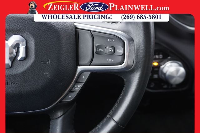 2023 RAM 1500 Laramie CREW CAB 4x4 Navigation Heated Front Leather Heate