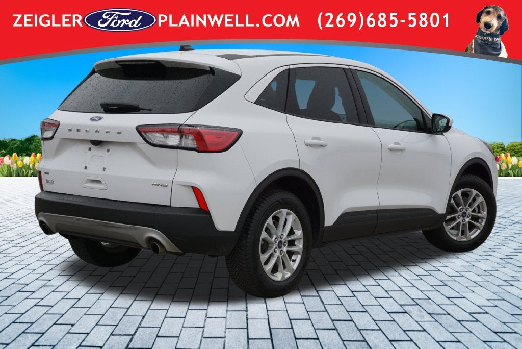 2020 Ford Escape SE