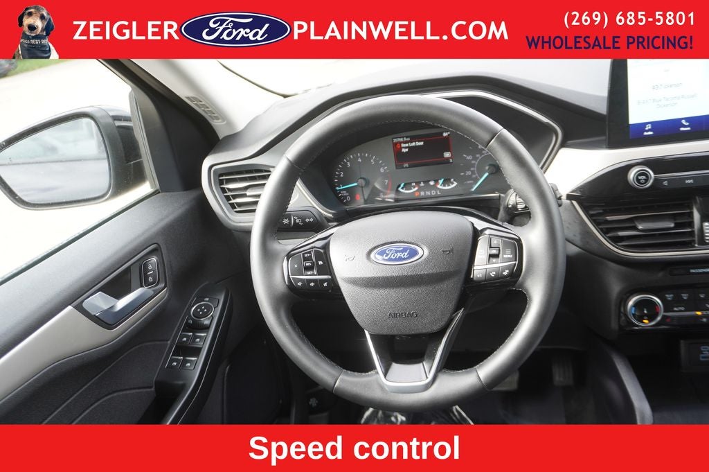 2022 Ford Escape SEL AWD HEATED LEATHER & STEERING PANORAMIC ROOF T TOW