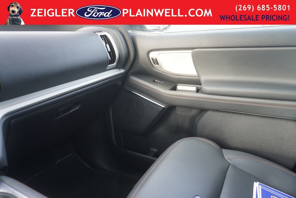 2025 Ford Expedition Active