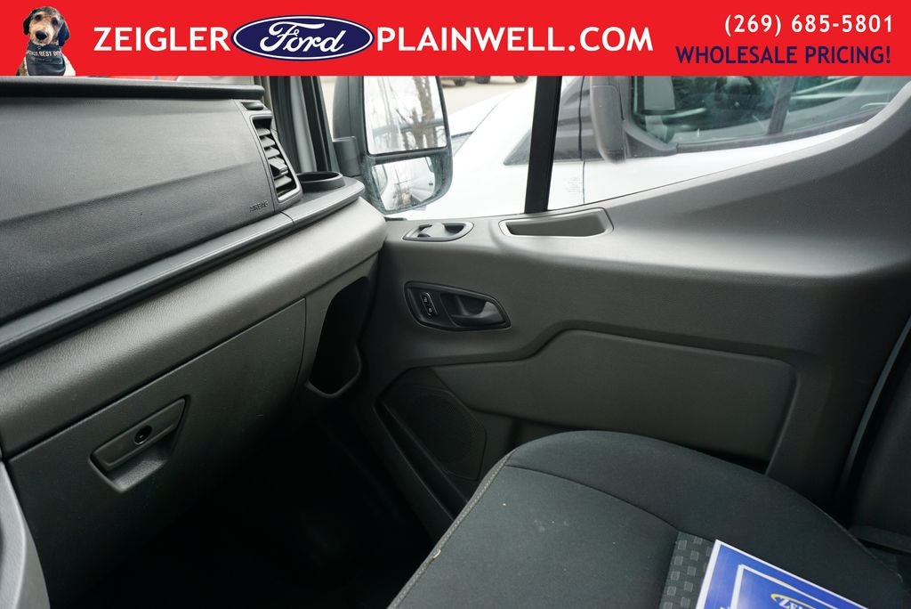 2023 Ford Transit-250 Base AWD Medium Roof 148" Wheel Base 3.5L V6 Interior U