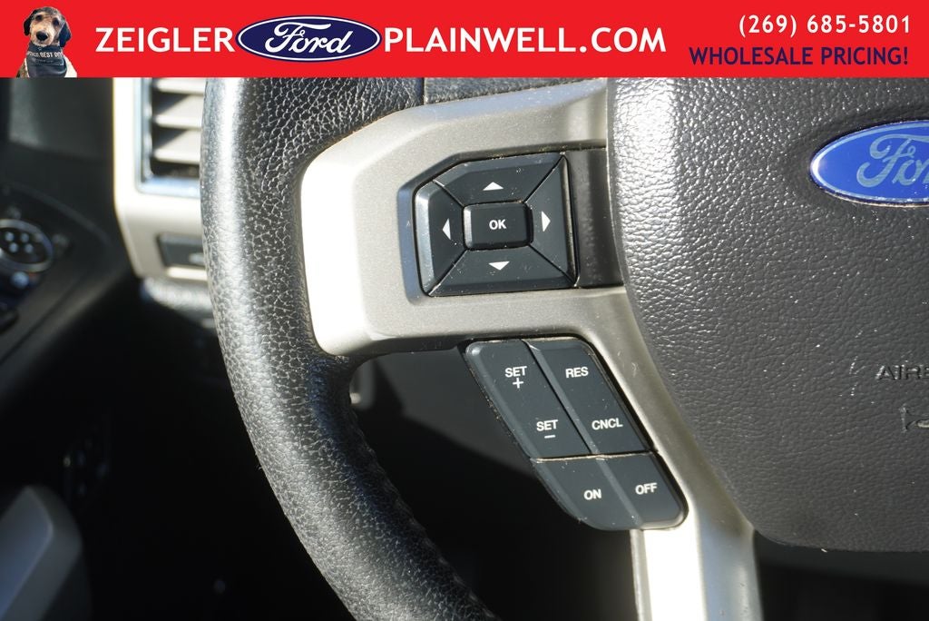 2016 Ford F-150 Lariat Crew Cab 4x4 Heated Leather NAV Chrome Pkg Tow Pkg