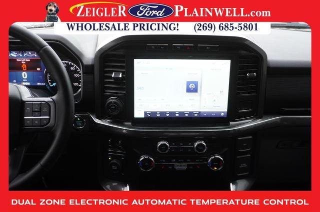 2023 Ford F-150 XLT Crew Cab 4x4 Twin Panel Roof Nav 20" Black Wheels