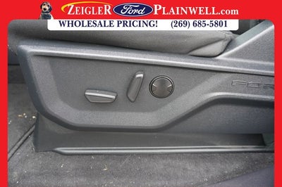 2025 Ford F-150 XLT CREW CAB 4X4 BLACK APPEARANCE PKG