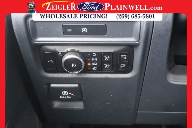 2025 Ford F-150 XLT CREW CAB 4X4 BLACK APPEARANCE PKG