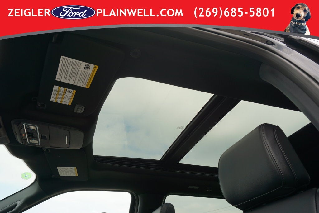 2026 Ford F-150 Lariat BLACK APPEARANCE PKGTWIN PANEL ROOF NAVIGATION