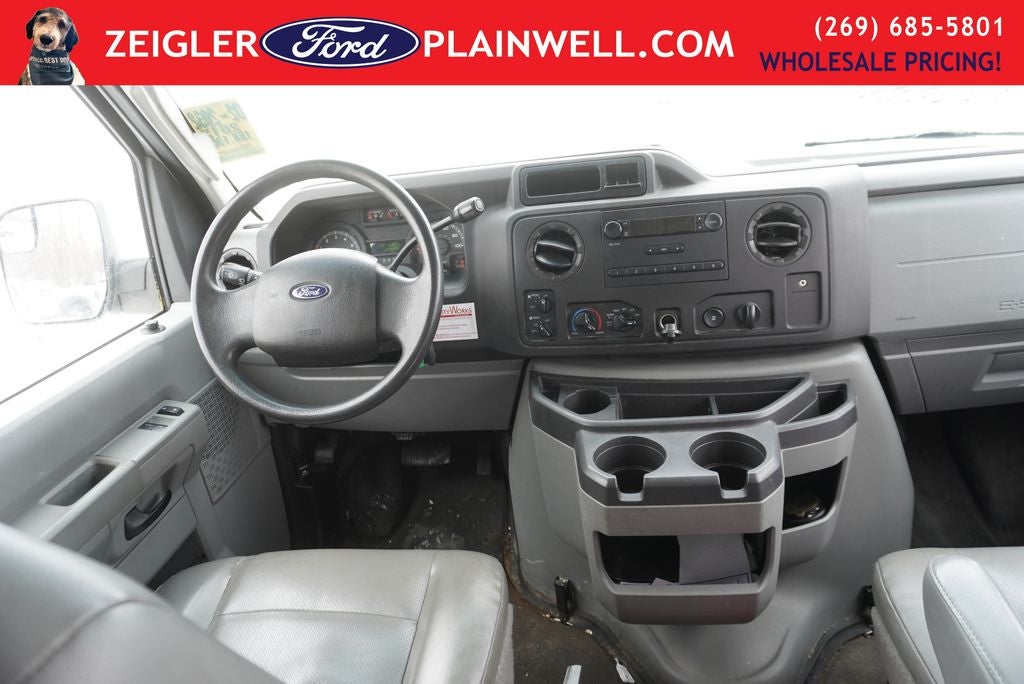 2013 Ford E-250 Passenger Wagon High Roof Passenger with Wheelchair Access