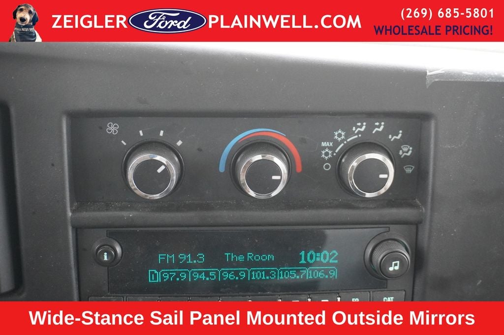 2015 Chevrolet Express 4500 Base Cutaway