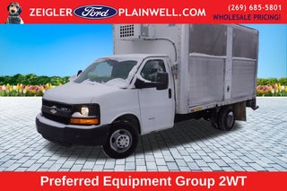 2015 Chevrolet Express 4500 Base Cutaway