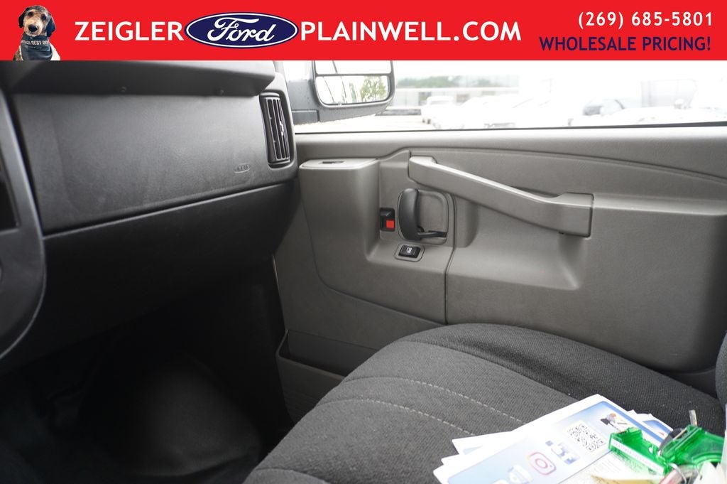 2024 Chevrolet Express 2500 Work Van Cargo