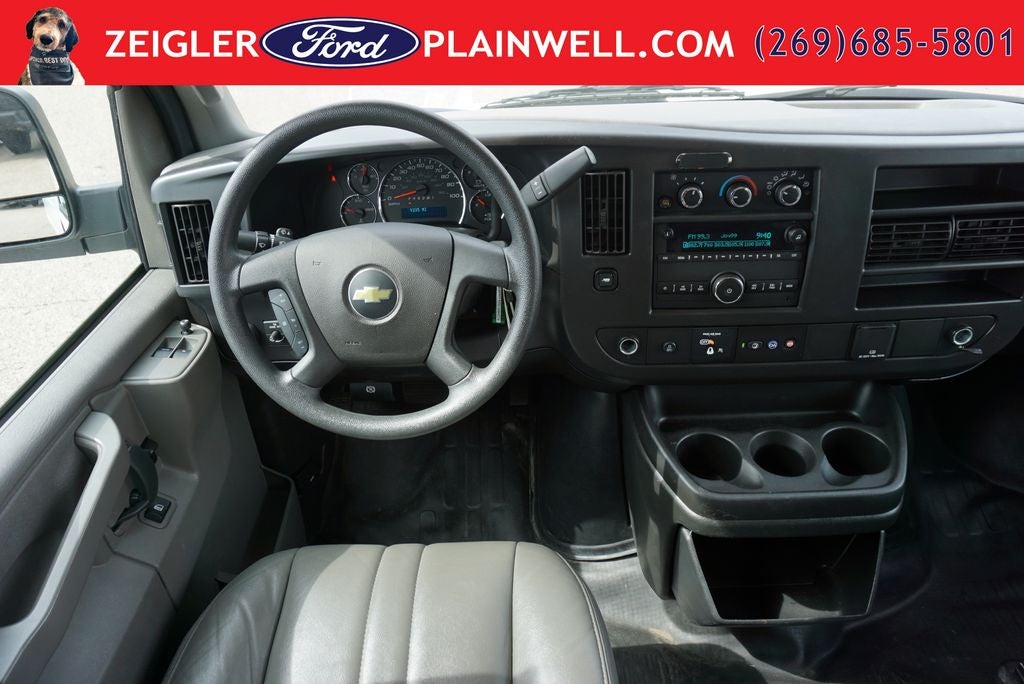 2024 Chevrolet Express 3500 Work Van Cargo