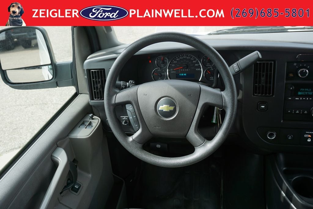 2024 Chevrolet Express 3500 Work Van Cargo