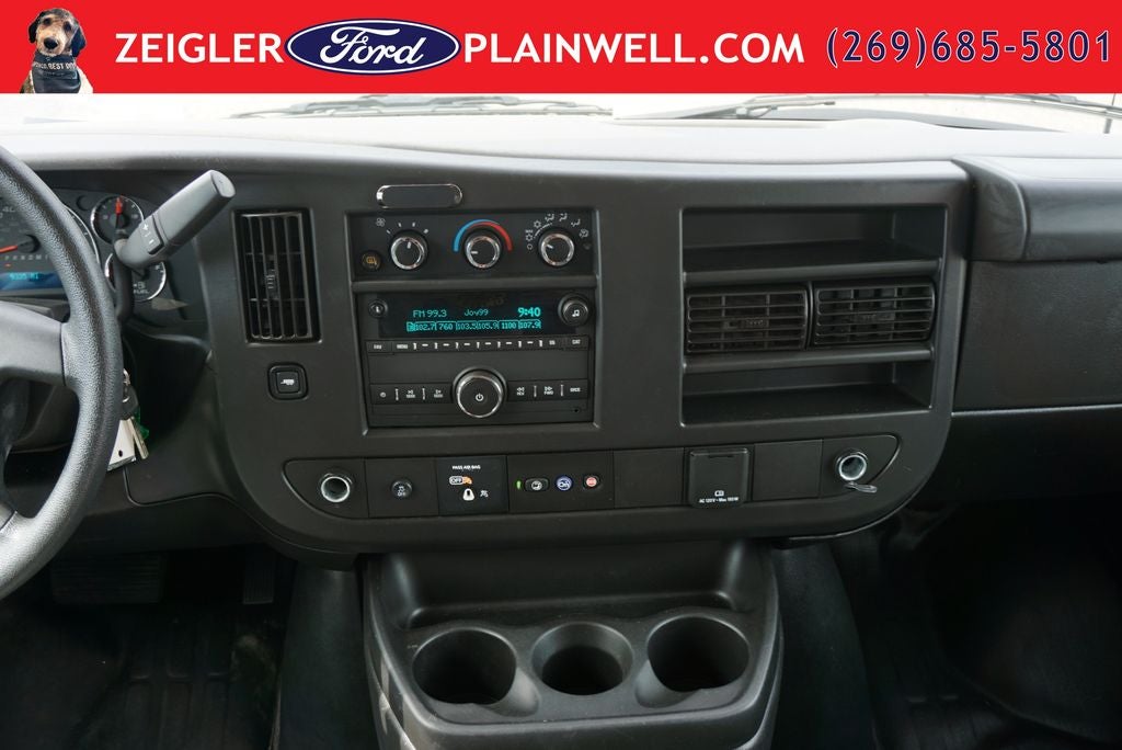 2024 Chevrolet Express 3500 Work Van Cargo