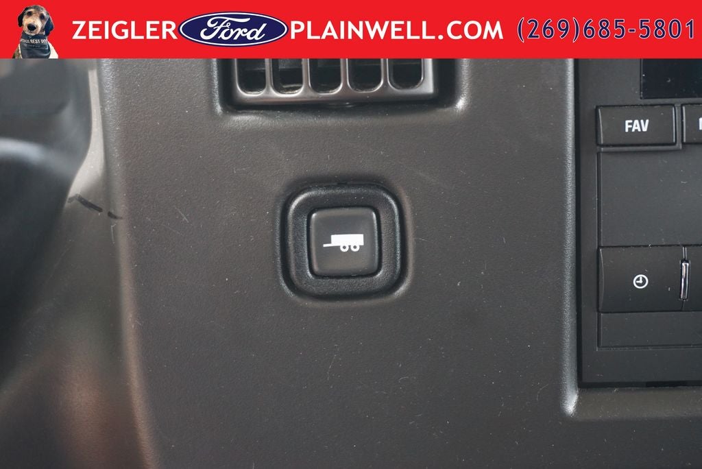2024 Chevrolet Express 3500 Work Van Cargo
