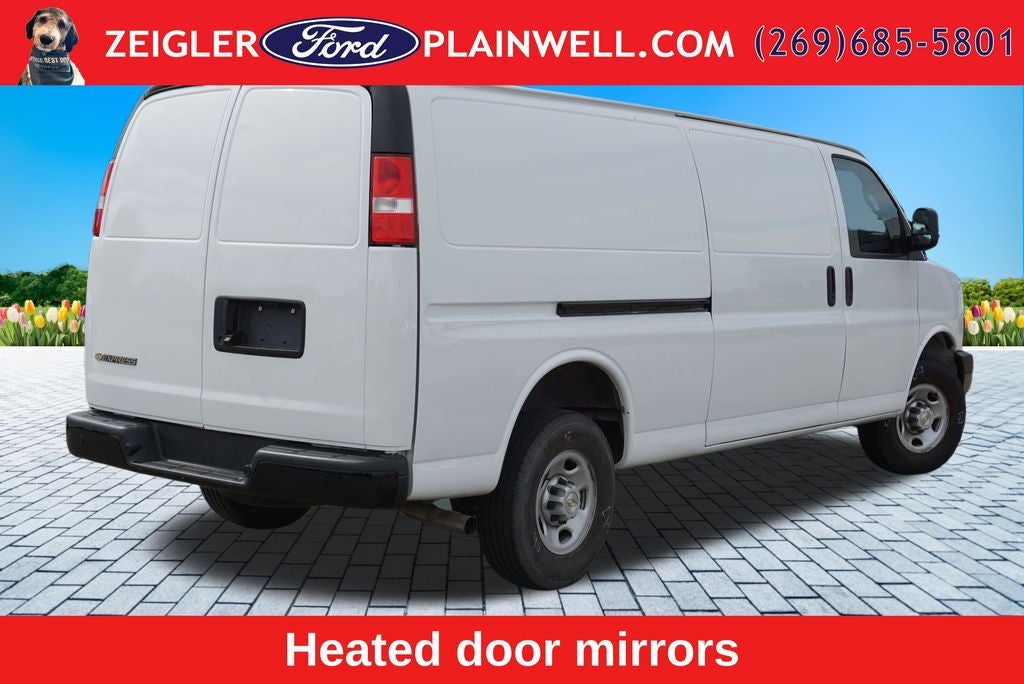 2024 Chevrolet Express 3500 Work Van Cargo