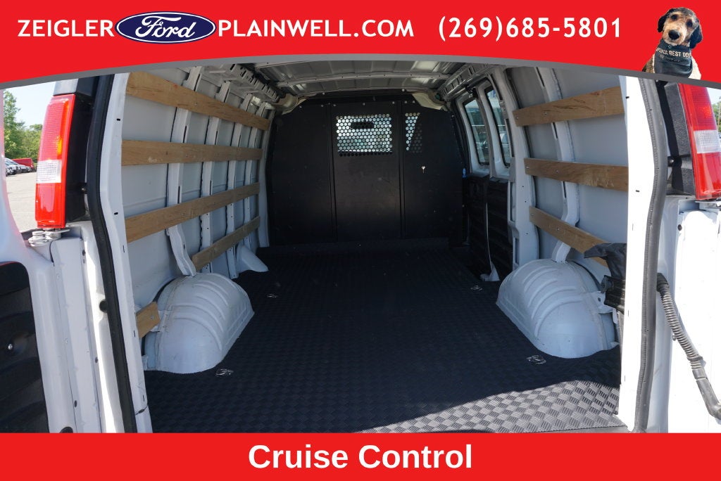 2024 GMC Savana 2500 Work Van LOW ROOF CARGO WORK VAN REAR CAMERA