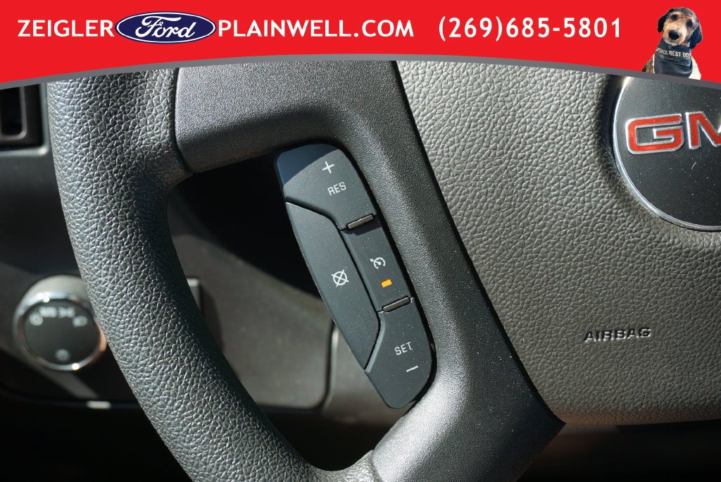2024 GMC Savana 2500 Work Van LOW ROOF CARGO WORK VAN REAR CAMERA