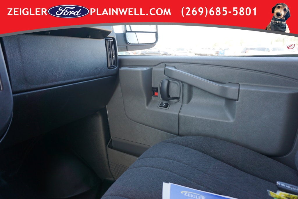 2024 GMC Savana 2500 Work Van LOW ROOF CARGO WORK VAN REAR CAMERA