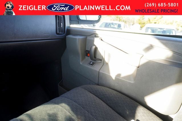 2024 GMC Savana 2500 Work Van