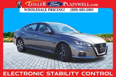 2019 Nissan Altima 2.5 Platinum AWD NAV Heated Leather Heated Steering Power Moonr