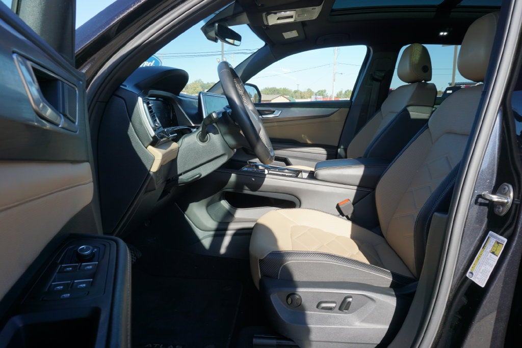 2024 Volkswagen Atlas Cross Sport 2.0T SE w/Technology