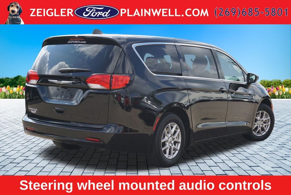 2024 Chrysler Voyager LX
