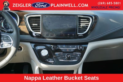 2023 Chrysler Pacifica Limited Heated Leather Power Moonroof Navigation Quad Rear