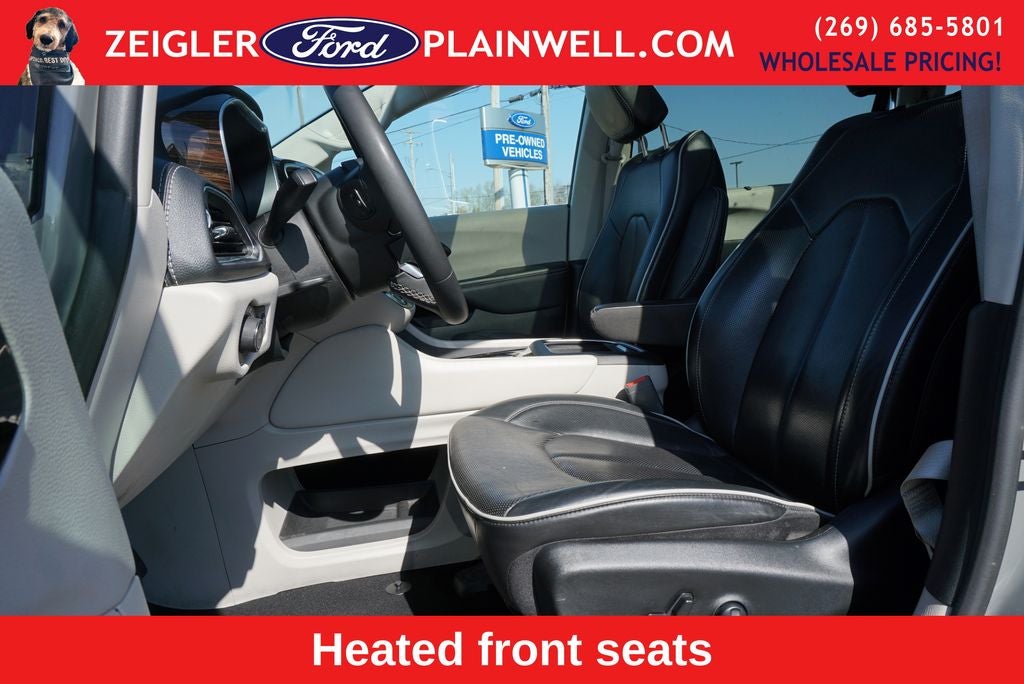 2023 Chrysler Pacifica Limited Heated Leather Power Moonroof Navigation Quad Rear