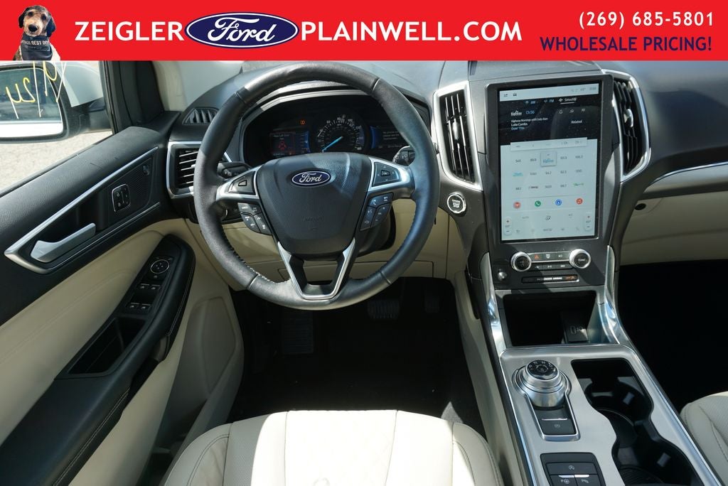 2024 Ford Edge Titanium