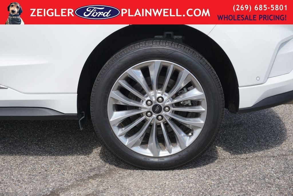 2024 Ford Edge Titanium