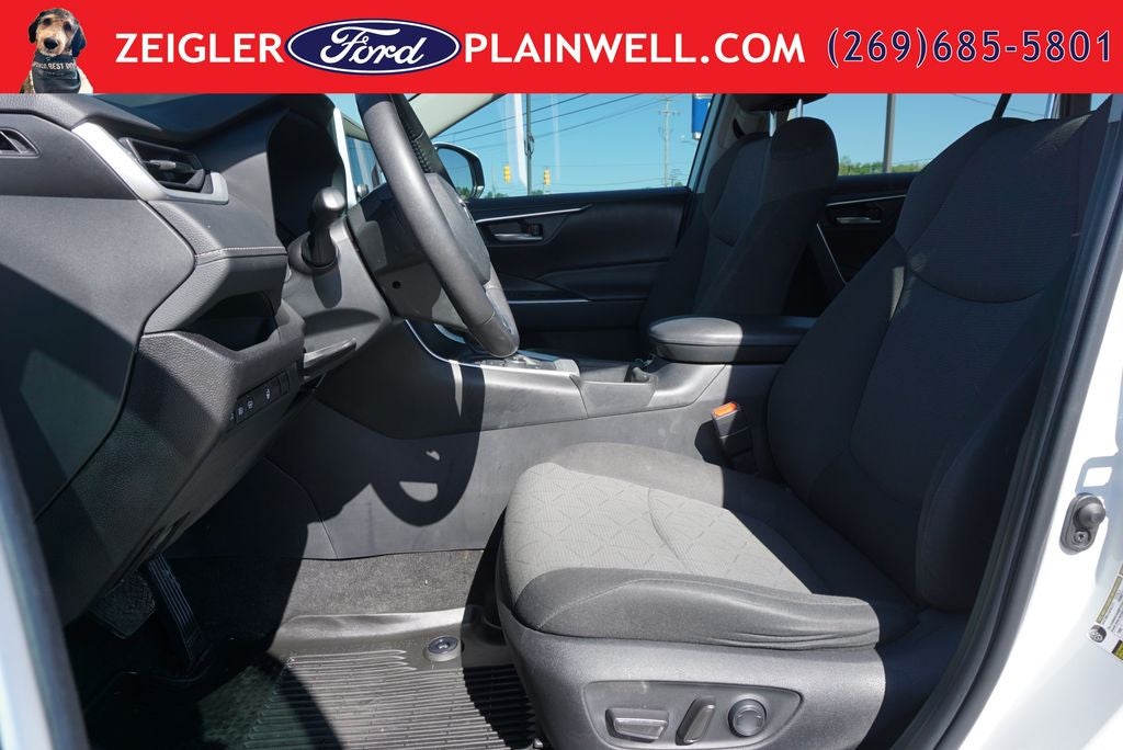 2023 Toyota RAV4 Hybrid XLE AWD Rear Camera Blis Cold Weather Pkg