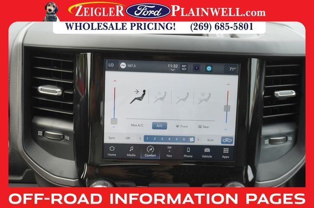 2023 RAM 3500 Tradesman 4x4 CREW CAB LONG BOX 6.4L V8 Nav HD Vinyl Seat Tr